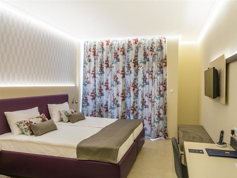 Mpm Astoria 4*